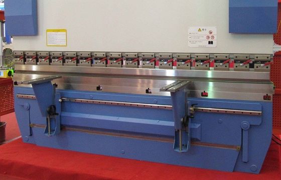 उच्च दक्षता सीएनसी हाइड्रोलिक 3 मिमी 100 टन प्रेस ब्रेक और झुका मशीन