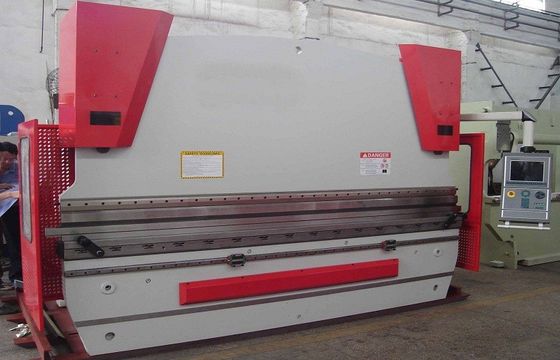 इस्पात प्लेट के लिए 125T / 4000mm सीएनसी हाइड्रोलिक प्रेस ब्रेक झुकने मशीन