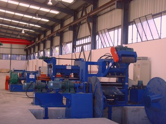 लंबाई लाइन के लिए मानक कटौती, गर्म 6 8m 14M के लिए हल्के स्टील प्रकाश ध्रुव मशीन लुढ़का
